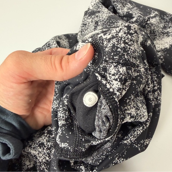 Lululemon Wunder Under Hi Rise Leggings Black White Speckle Size 6 - Picture 5 of 8